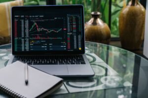 About us P/E 15 ratio